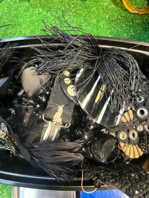 https://images1.vinted.net/t/06_01402_FKLMBw2A6QYK6W7qpehoyT9n/f800/1778328343.webp?s=ac6c22c8cb9b59d47e4a19f79b9729c04bbafcf9
