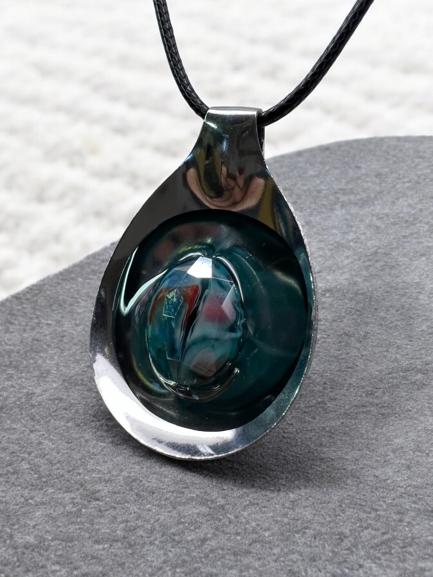 Green Oval Stone Spoon Pendant With 18" Adjustable Necklace
